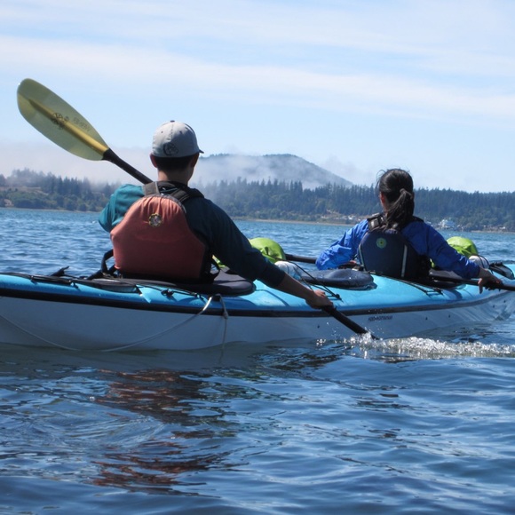 Meet your Posher - Picture 2 of 3